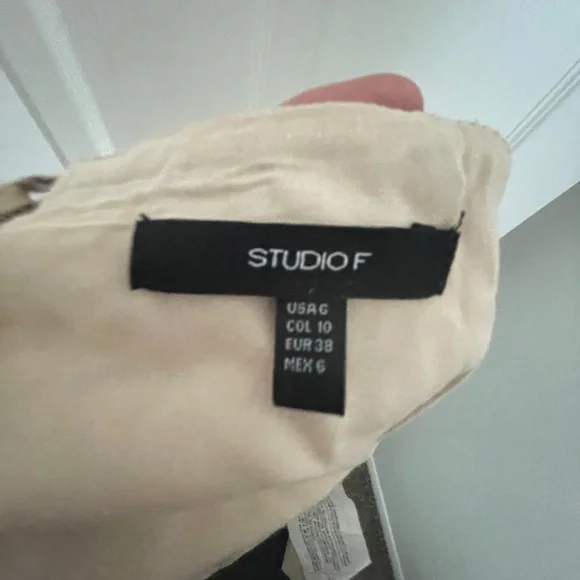 🤎 Floral Ruffle Strap Dress 🤎 - Picture 4 of 7